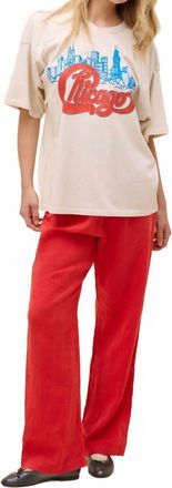 Daydreamer Womens Chicago Skyline Oversized Top In Beige