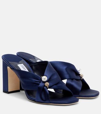 Jimmy Choo London Mules Rafi de sat&eacute;n adornados