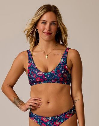Carve Designs Breakers Compression Top DD Cup in Isla at Nordstrom, Size Medium
