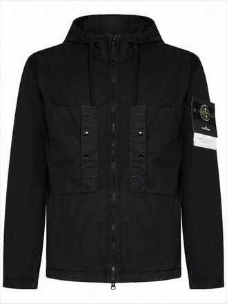 Stone Island Minimalist Black Jacket With Distinctive Patch Logo