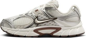 Nike (WMNS) Nike V5 RNR Sail Fauna Brown HQ7901-102