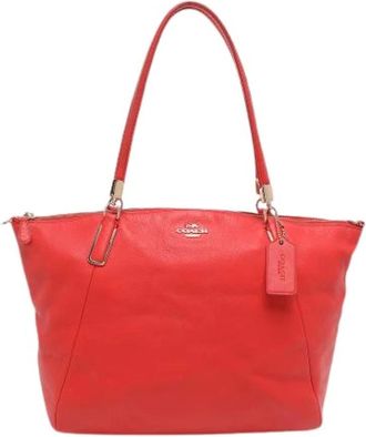 Coach Pre-owned Shoulder Bags, female, Red, Size: ONE SIZE Pre-owned Leather Shoulder Bag