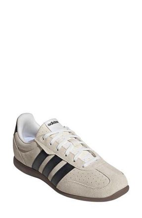 adidas Barreda Lo Sneaker in Cream White/Black/Carbon at Nordstrom Rack, Size 6.5