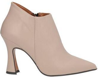 Nila & Nila FOOTWEAR - Ankle boots on YOOX.COM