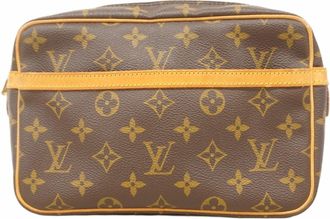 Louis Vuitton Brown Clutch Bag (Pre-Owned)