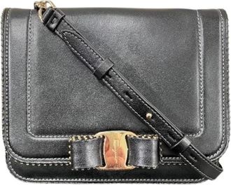 Ferragamo Pre-owned Cross Body Bags, female, Black, Size: ONE SIZE Pre-owned Vara Ribbon Leather Shoulder Bag