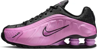 Nike Womens Shox R4 Shoes in Black | AR3565-014