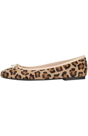 Pretty Ballerinas Round Toe Leopard Ballet Flat in Beige at Nordstrom, Size 39