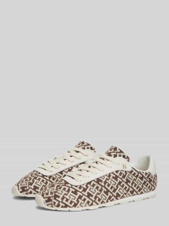 Tommy Hilfiger Sneaker im Allover-Logo-Print in Hazel, Gr&ouml;&szlig;e 36