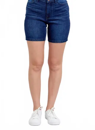Judy Blue V-Front Bermuda Shorts In Dark Wash