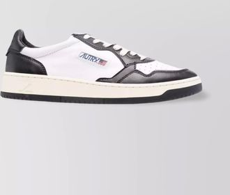 Autry medalist perforated low-top sneakers