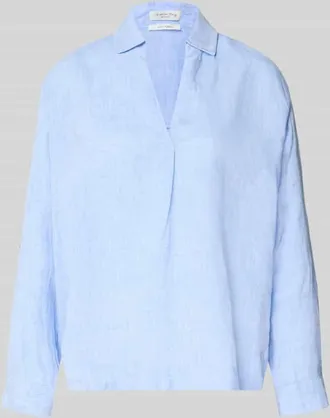 Christian Berg Regular Fit Leinenbluse mit V-Ausschnitt in Jeansblau, Gr&ouml;&szlig;e 34