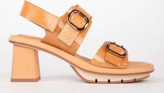 Homers Womens Bimba Block Heel Sandals In Beige