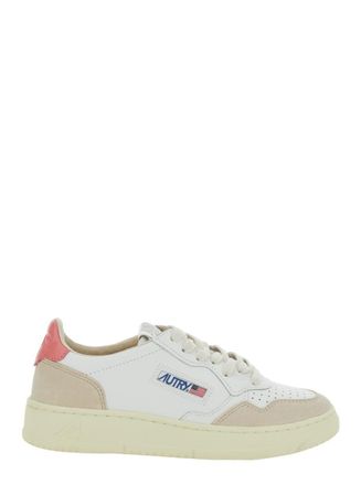 Autry Medalist White Low Top Sneakers With Logo Patch On Tongue And Side In Leather Blend Woman