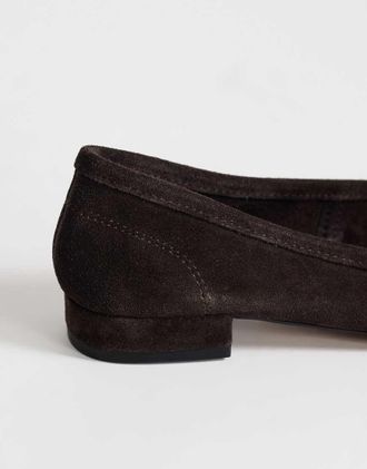 Topshop Dottie ballerine in vera pelle scamosciata con tacco largo color cioccolato-Marrone