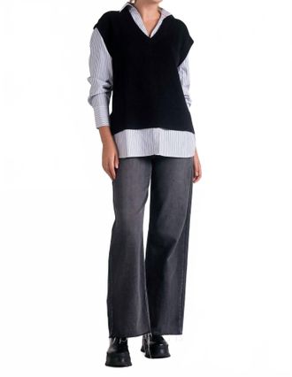 Elan V-Neck Sweater Vest Shirt In Black