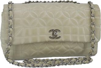 Chanel Single Flap Beige Leather Shoulder Bag (Pre-Owned)