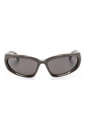 Balenciaga cat-eye sunglasses with oversized frames - unisex - Acetate - 65 - Brown