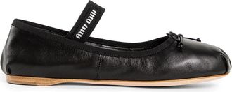 Miu Miu Ballerine Capretto - Dames - Ballerinas - Zwart - 37 1/2 EU - Leer - Schoenen