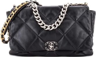 Chanel 19 Flap Bag Quilted Leather Maxi crossbody bag - Zwart