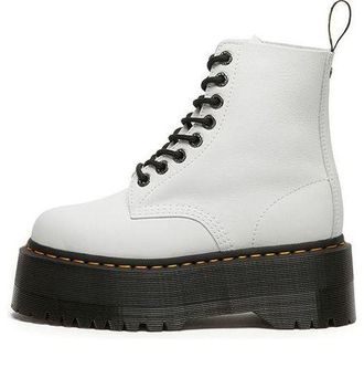 Dr. Martens (WMNS) Dr. Martens 1460 Pascal Pisa Martin Boots White 26925113