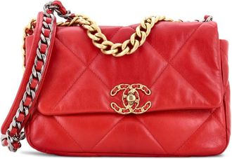 Chanel 19 Flap Bag Quilted Leather Medium crossbody bag - Rood