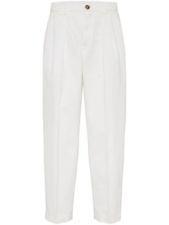Brunello Cucinelli pleat-detail tapered-leg trousers - men - Cotton - 50 - White