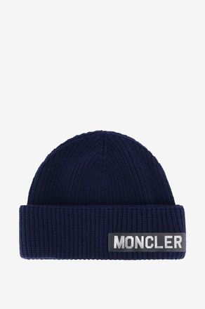 Moncler Rippstrickmütze mit silbernem Logo
