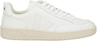 Veja FOOTWEAR - Trainers sur YOOX.COM