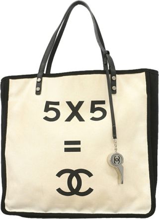 Chanel Black White Canvas Tote Bag (Pre-Owned)