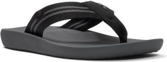 FitFlop Iqushion Mens Two-Stripe Webbing Flip-Flops in Black/charcoal at Nordstrom, Size 10