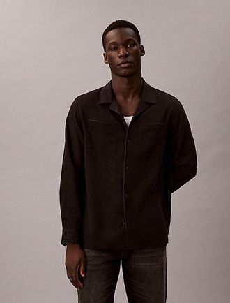 Calvin Klein Camisa Sencilla Con Cuello Camp Y Brillo