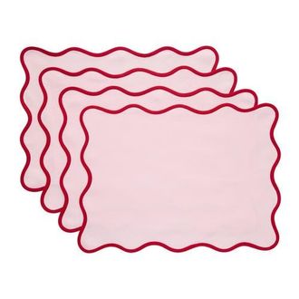 Solino Home Linen Placemats - Giselle Scallop Edge, 14 x 19 in Red And Pink at Nordstrom, Size Medium