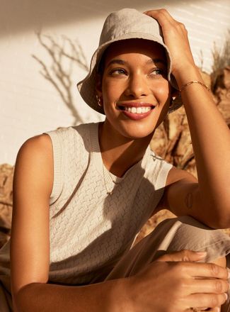 Simons Womens Pure linen bucket hat