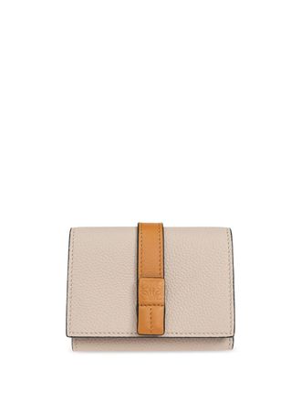 Loewe logo-embossed leather wallet - Neutrals