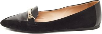 Tod's Su&egrave;de loafers met banddetail - Zwart
