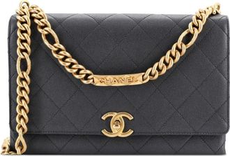 Chanel Bracelet On Chain Flap Bag Quilted Caviar Medium shoulder bag - Grigio