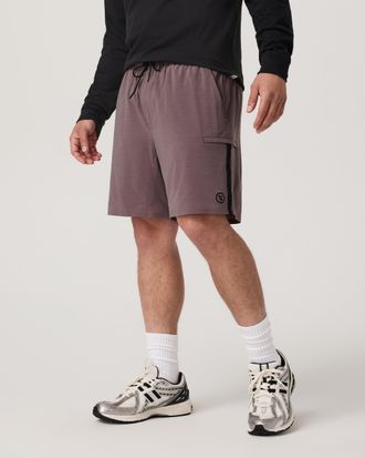 Vuori Clothing Elevate Kore Utility Shorts Lined 7 | Huckleberry | XS, Size Extra Small