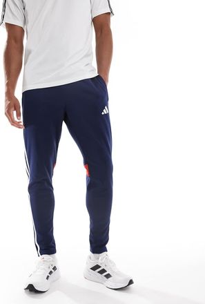 adidas adidas - Football Tiro 25 Essentials - Pantaloni sportivi invernali blu navy team 2/rosso/bianco
