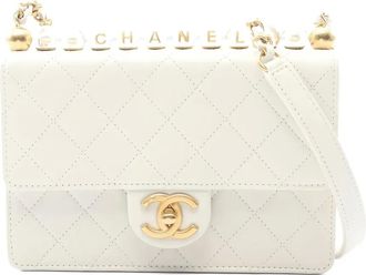 Chanel Borsa a spalla Chic Matelassé con catena 2020-2021 - Bianco