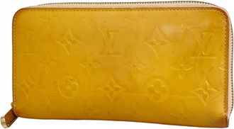 Louis Vuitton Rose Angelique Long Wallet (Bi-Fold) (Pre-Owned)