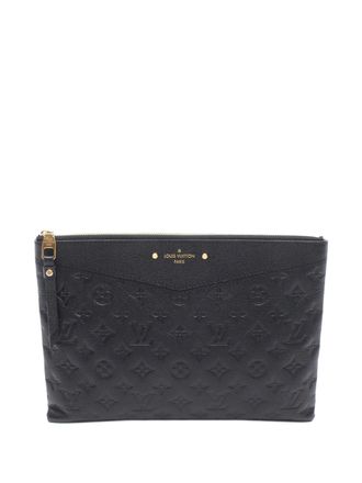 Louis Vuitton 2018 Monogram Empreinte Daily Pouch clutch bag - Black