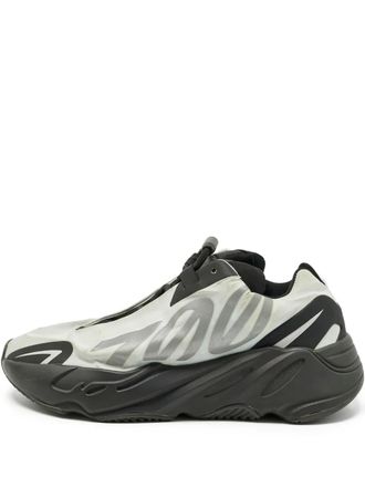 Yeezy by Kanye West Boost 700 sneakers - men - Nylon/Fabric/Rubber - 38 - White