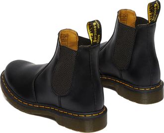 Dr. Martens Mens Chelsea Boots Black Leather