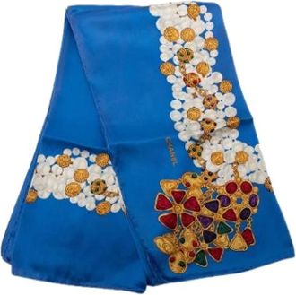 Chanel Pre-owned Scarves, female, Blue, Size: ONE SIZE Pre-owned Pearls and Gripoix Scarf