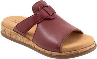 Trotters Ginnie Platform Wedge Slide Sandal in Cherry at Nordstrom, Size 10.5