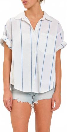 Daze Boyfriend Button Up Short Sleeve Shirt In White/blue