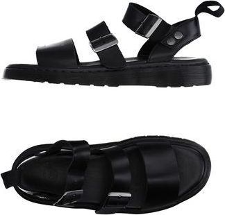 Dr. Martens CALZADO - Sandalias con cierre en YOOX.COM