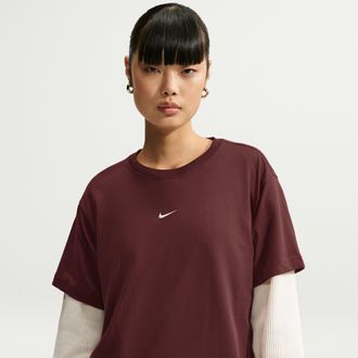 Nike Womens Nike Sportswear Classic Oversized T-Shirt in Purple | IH7601-658
