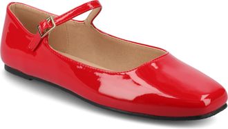 Journee Collection Women & apos;s Carrie Medium and Wide Width Dress Flats